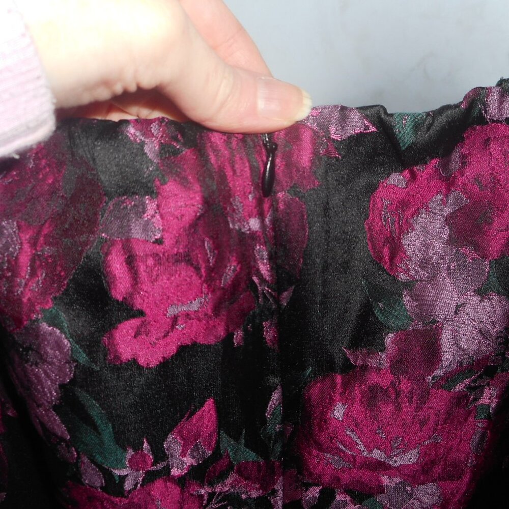 NWT Lulus jewel tone floral jumpsuit, size Medium - Picture 12 of 14